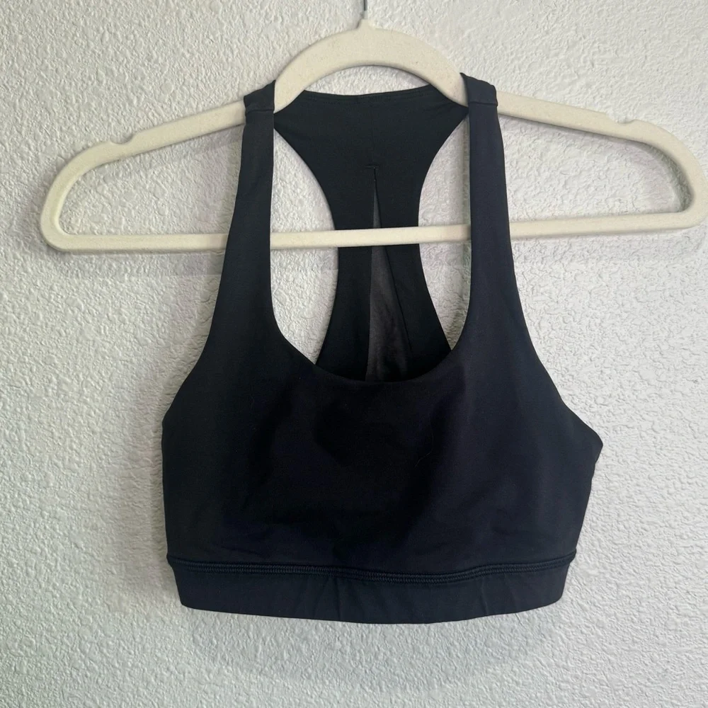 Lululemon Invigorate Bra Womens size 6 Black Workout Gym Yoga Running Casual‎